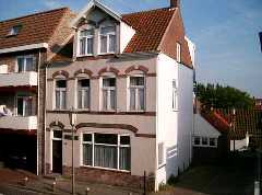 Casamaris Straßenansicht